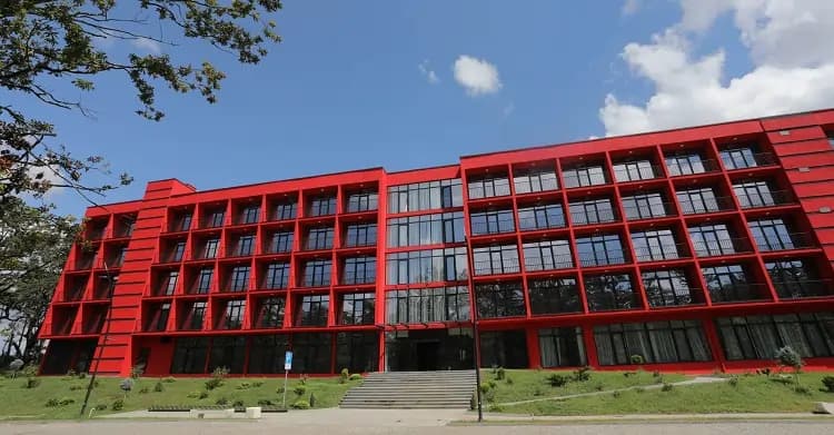 Dublin City University (DCU)